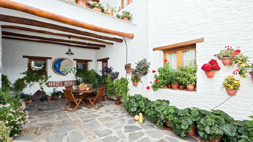 Estrella De Nieves Hotel
