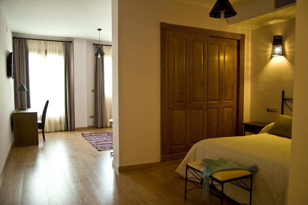 Hotel Estrella De Nieves Pampaneira